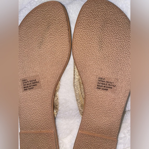 Charming Charlie Gold Sandals - Picture 3 of 6